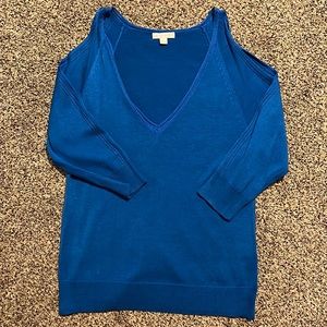 New York & Company shoulder cut out light weight sweater